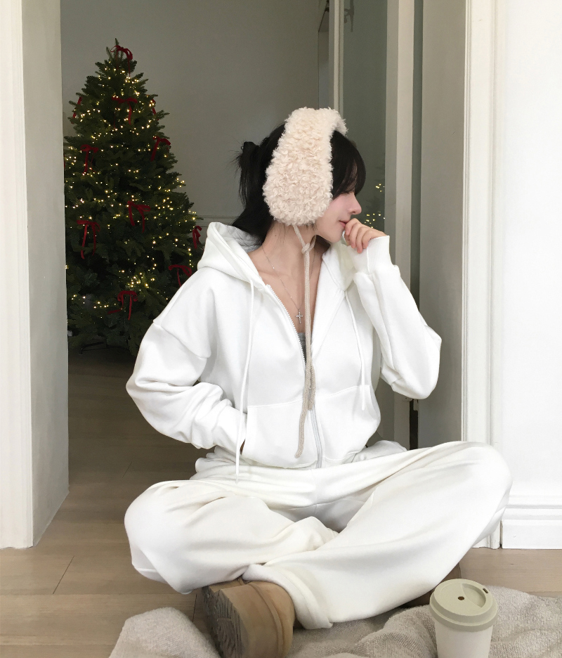 악세사리 모델 착용 이미지-S1L10