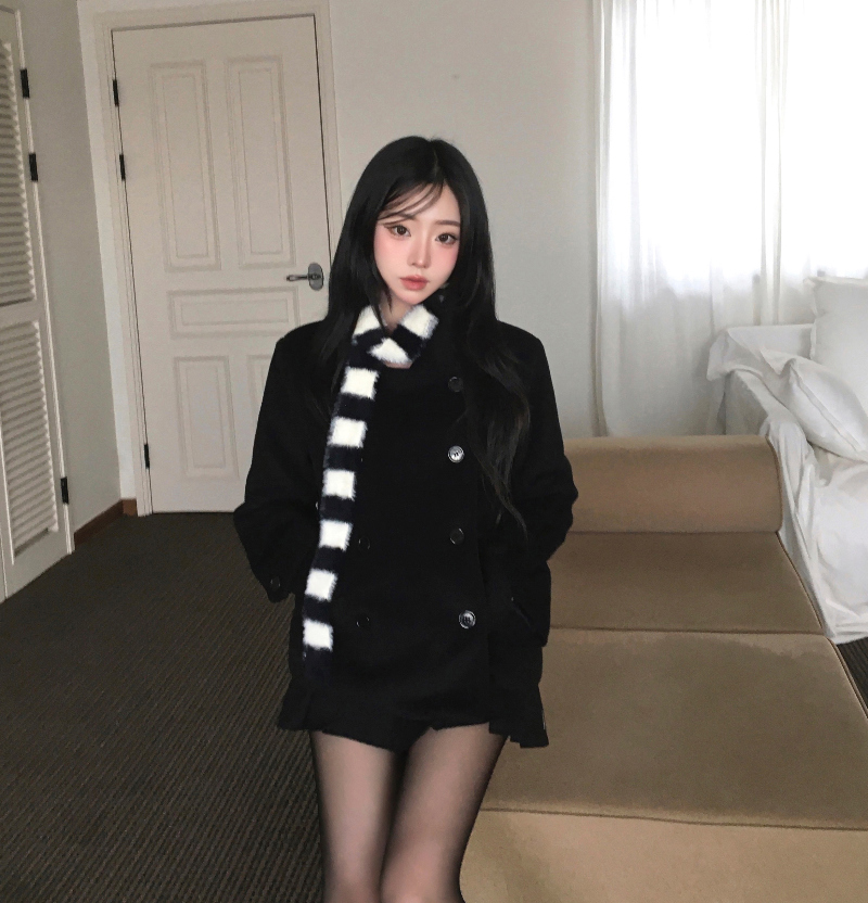 재킷 모델 착용 이미지-S1L12