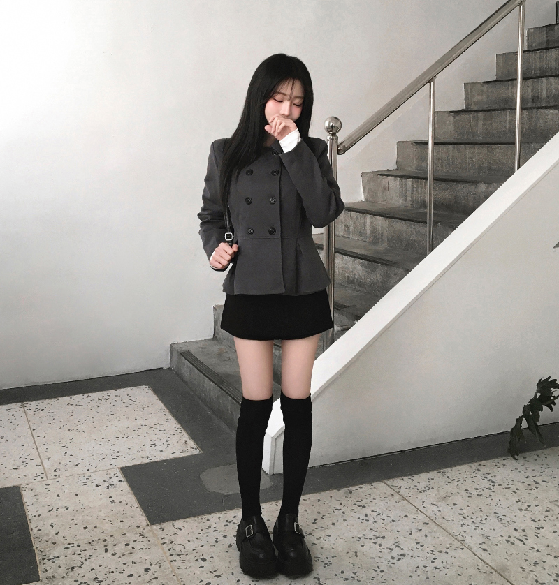 미니 스커트 모델 착용 이미지-S1L34