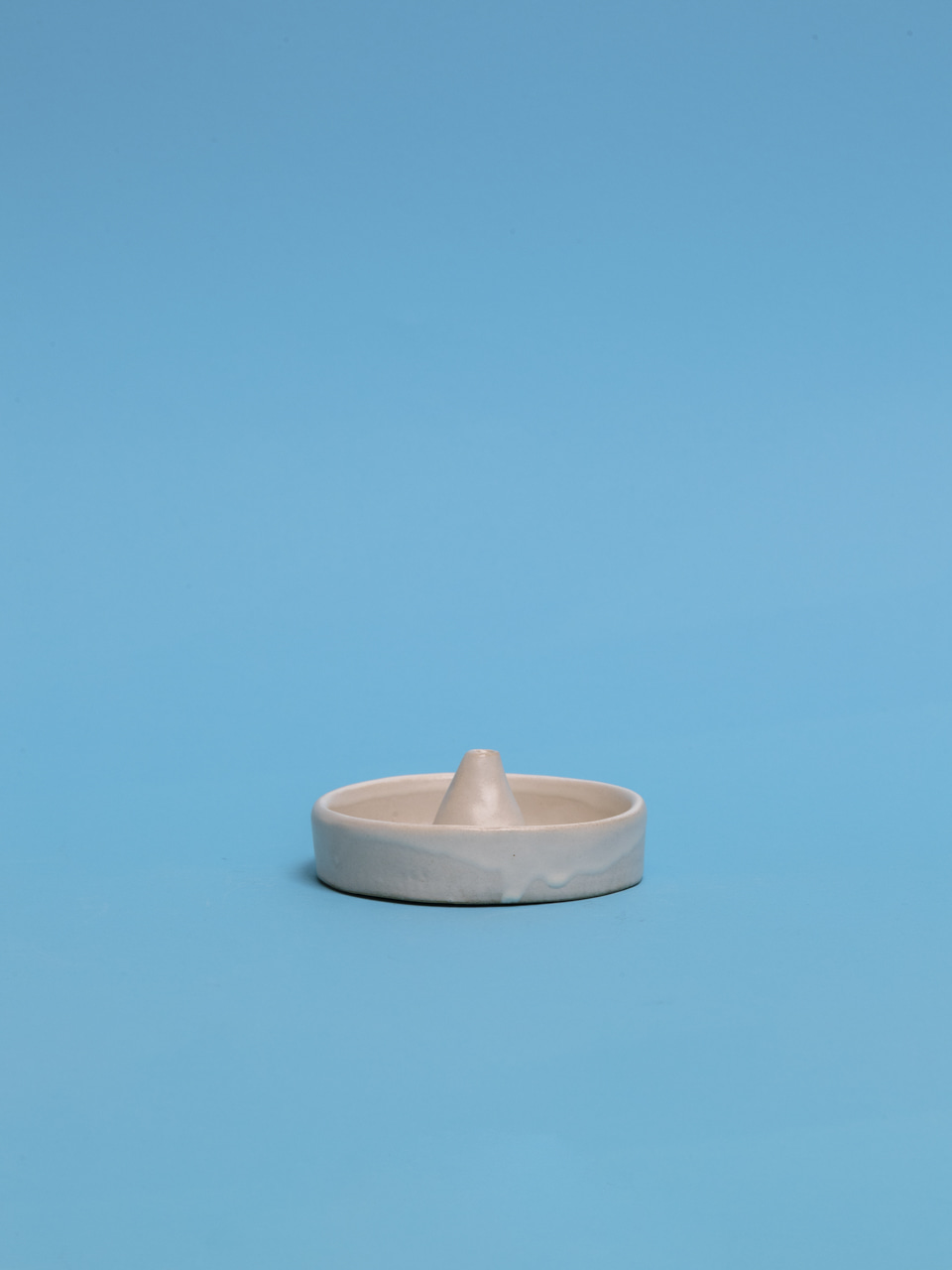 마도카 린달 ] Conic Head Incense Holder With Saucer | Table of Craft