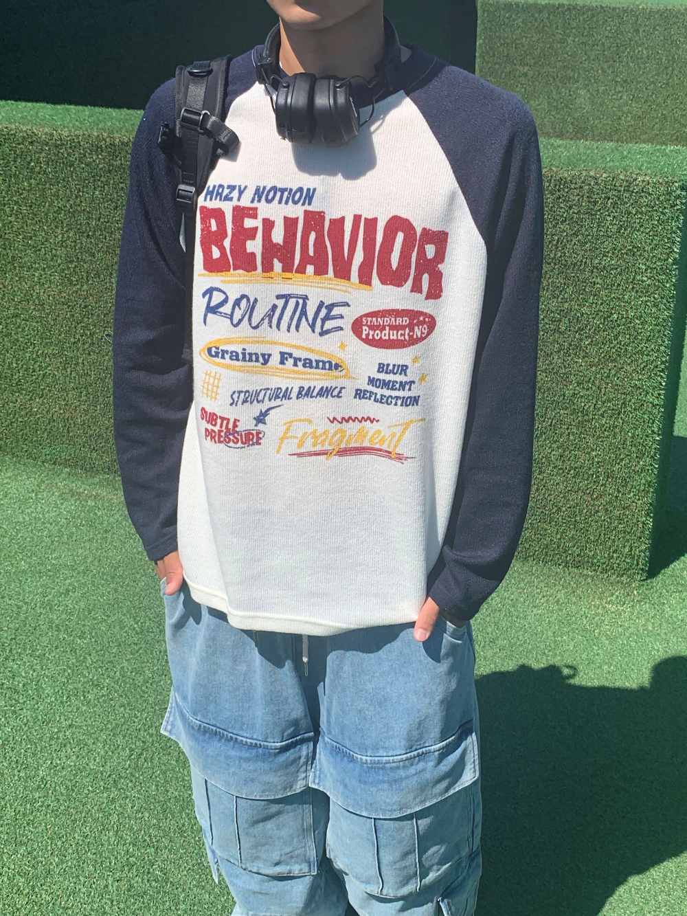 긴팔 티셔츠 모델 착용 이미지-S4L15