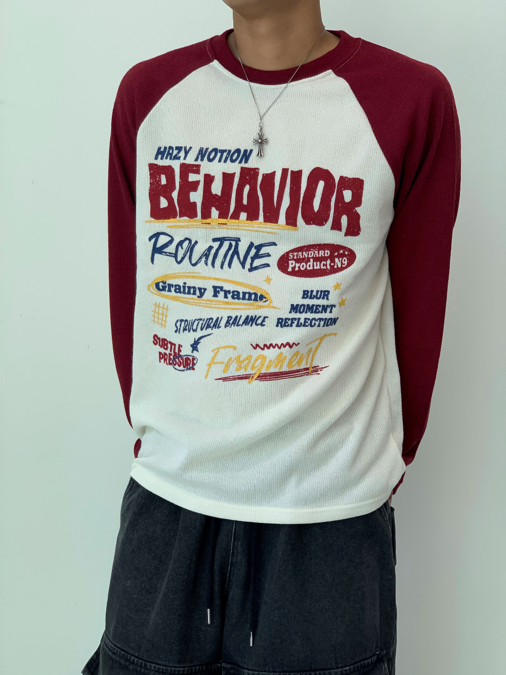 긴팔 티셔츠 모델 착용 이미지-S4L31