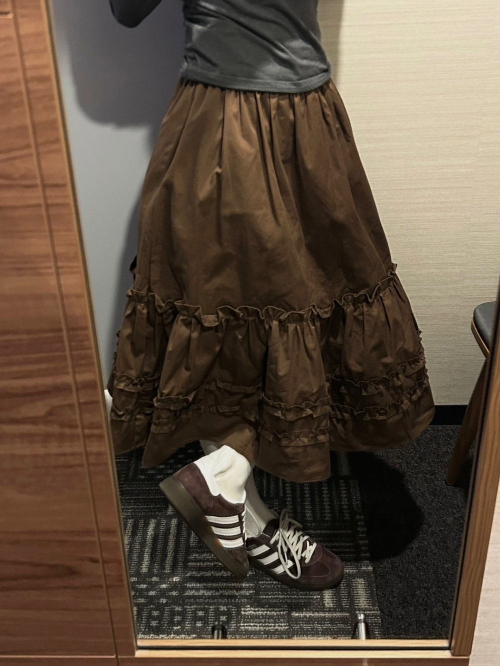 아빈 캉캉 플레어 미디 스커트 3color 상세 이미지 40