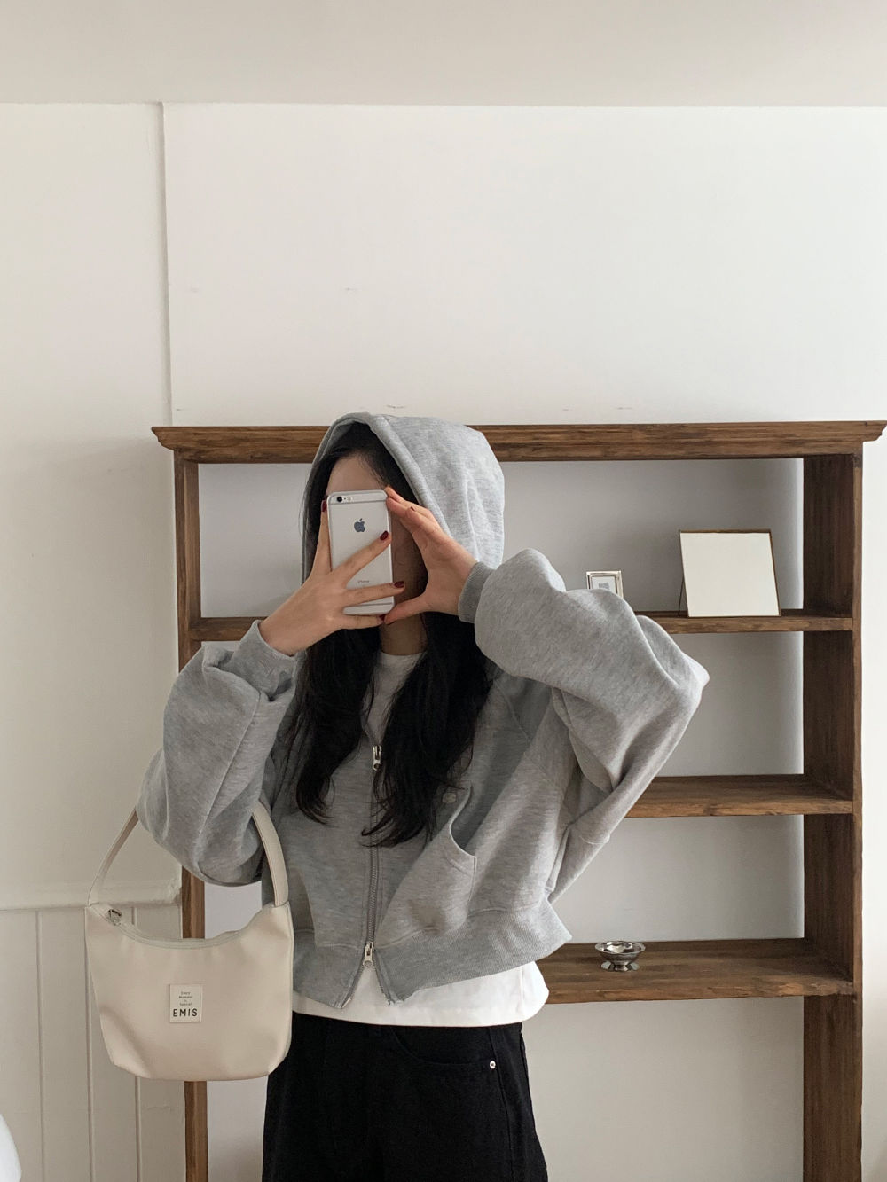 테드 봄 간절기 블랙진 데님 일자 청바지 데일리룩 상세 이미지 24