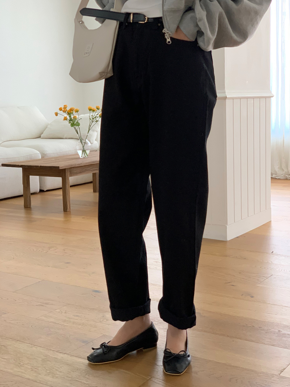 테드 봄 간절기 블랙진 데님 일자 청바지 데일리룩 상세 이미지 10