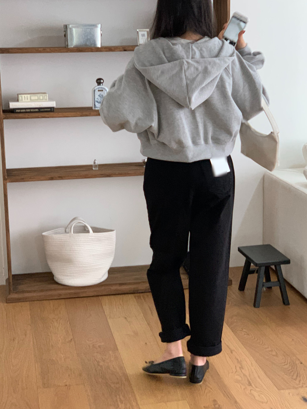 테드 봄 간절기 블랙진 데님 일자 청바지 데일리룩 상세 이미지 28