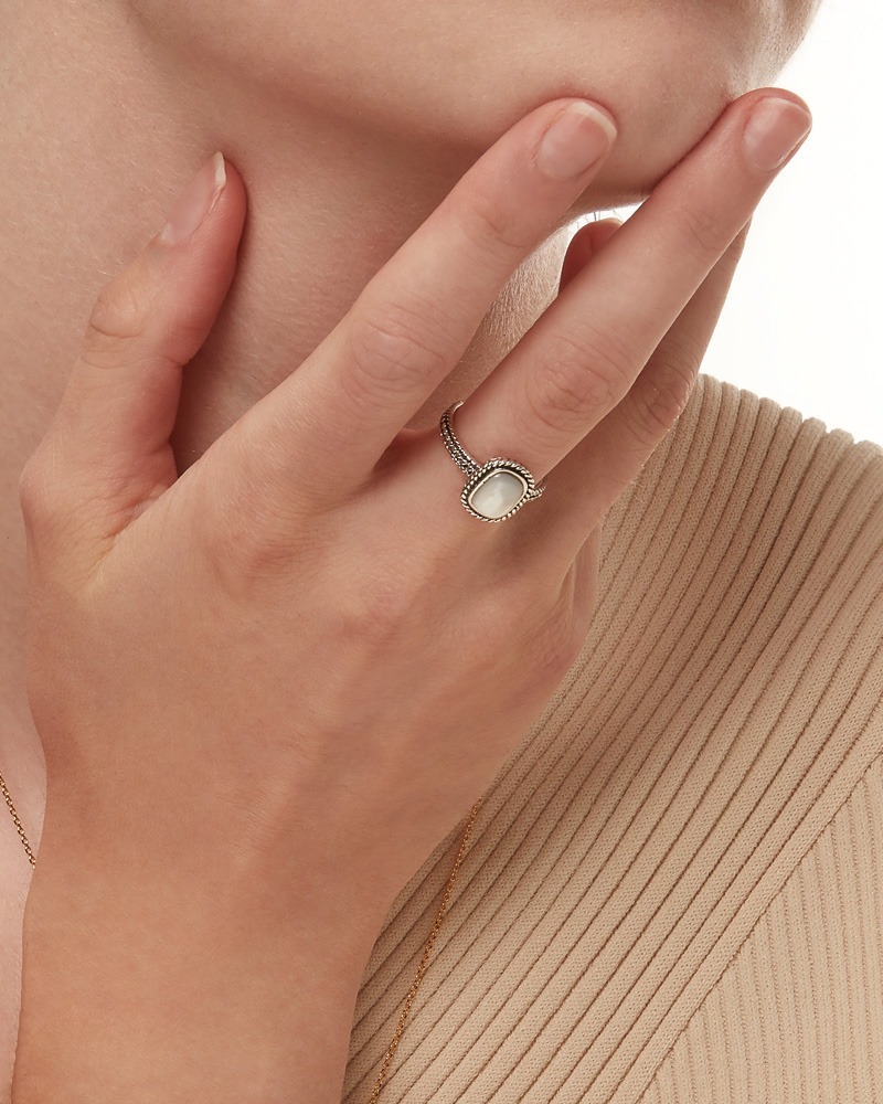 Antique of Mother Pearl Ring