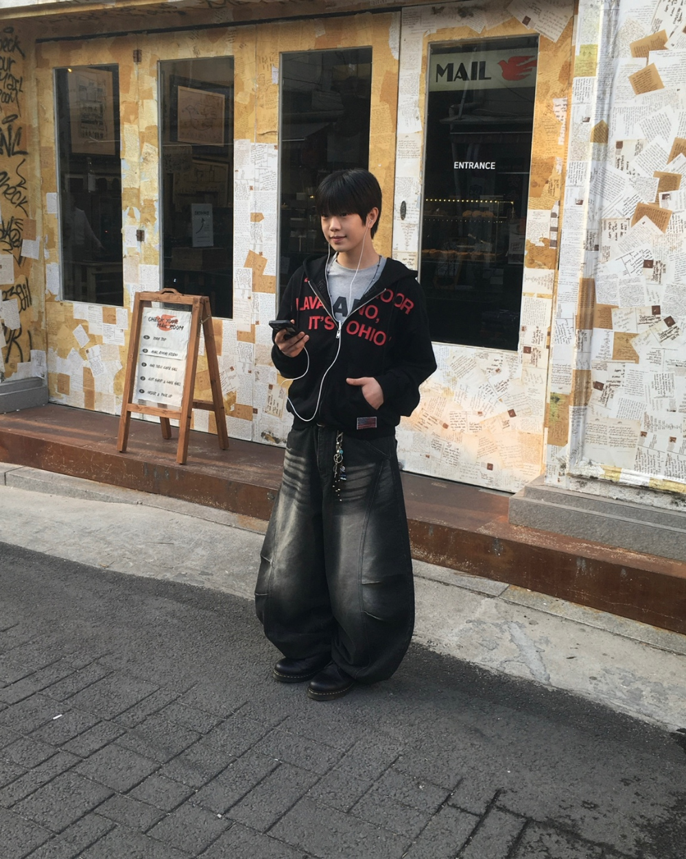 재킷 모델 착용 이미지-S205L44