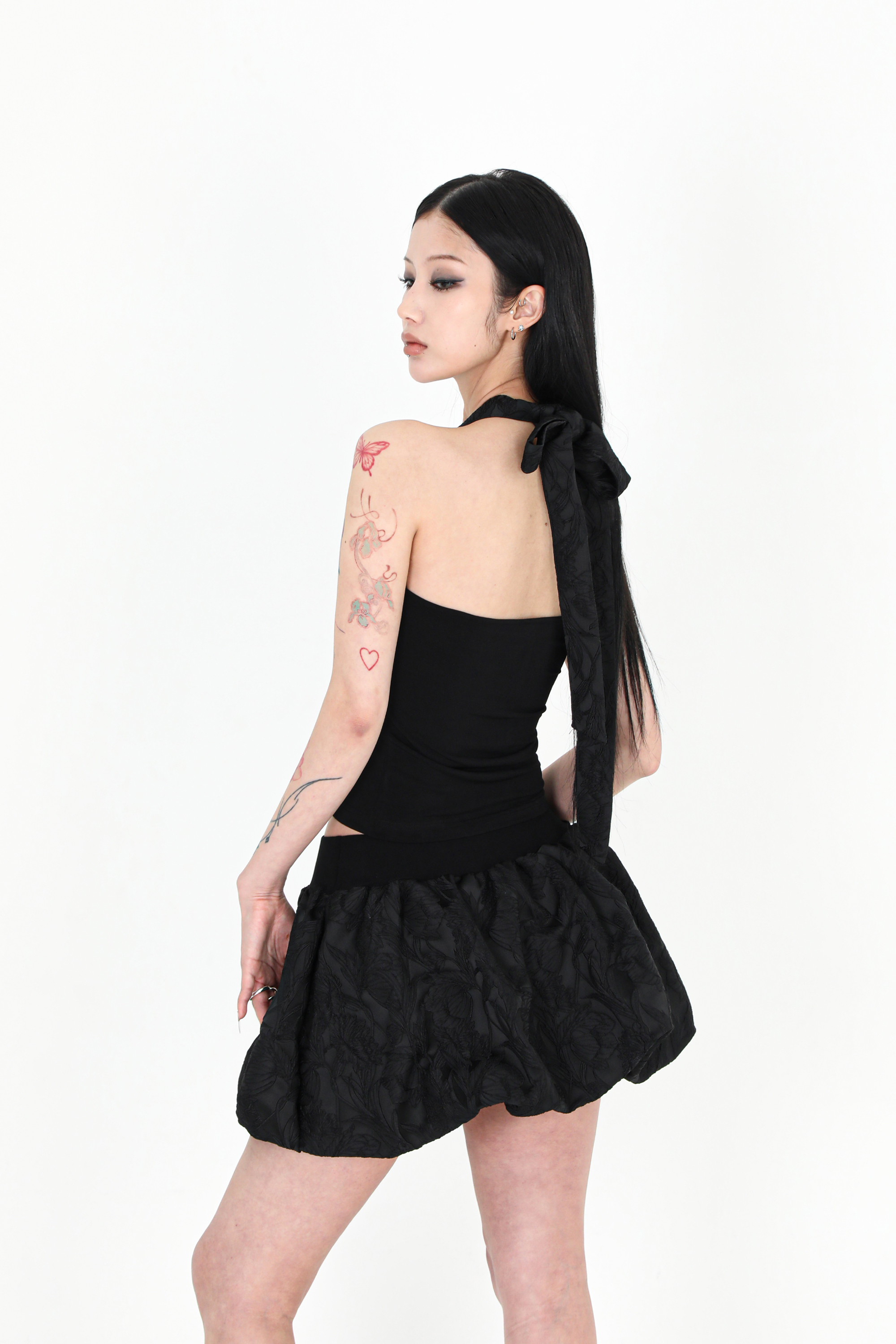 【Darling you're bad】25ss CHECK BALLOON SKIRT DARLING YOU ARE BAD] BLACK FLOWER BALLOON SKIRT – SellerWork