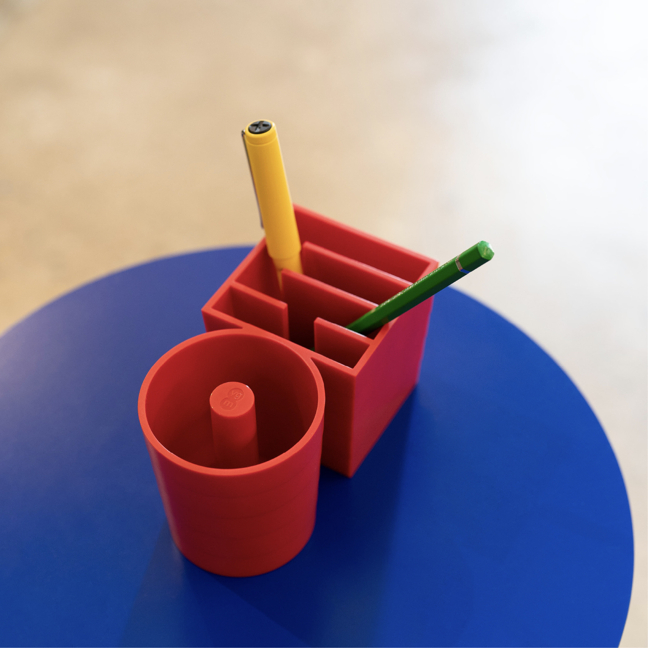 Hangul Tong, Pencil Holder