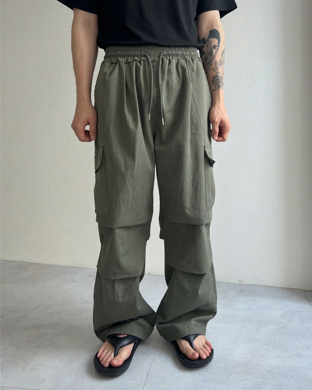 바지 모델 착용 이미지-S2L15