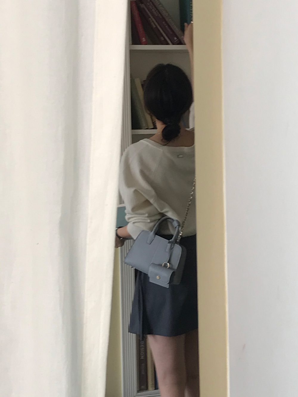 악세사리 모델 착용 이미지-S32L24