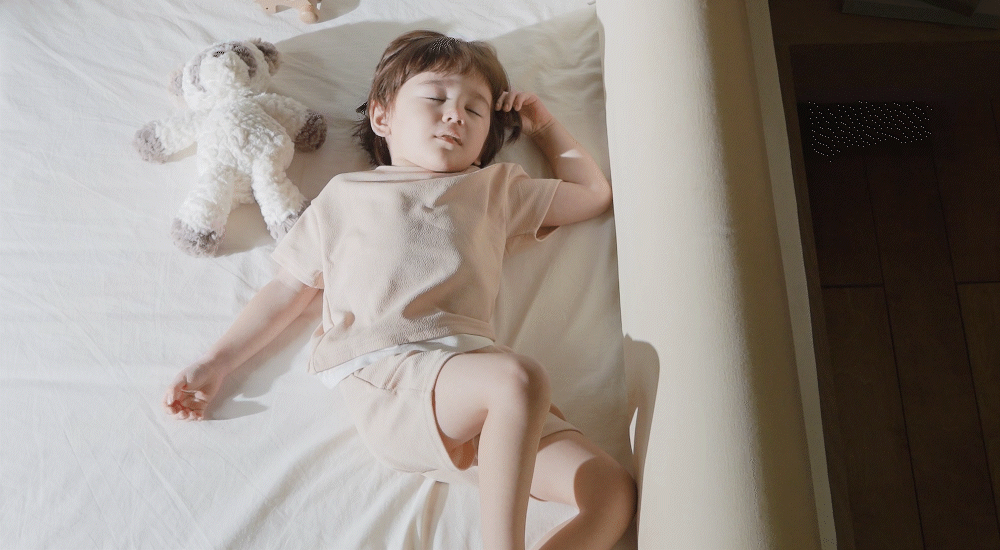 침대난간 안전가드 실제 사용 영상 - 아기 침대 가드, 범퍼쿠션