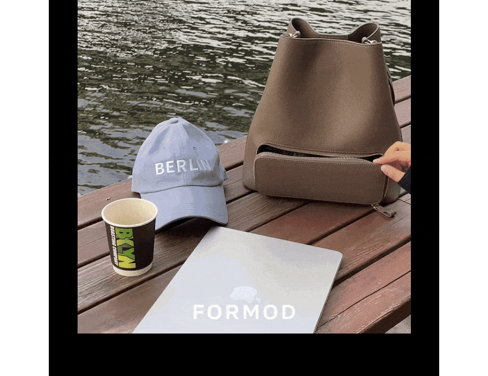 Shoulder Bag — styling photograph 2