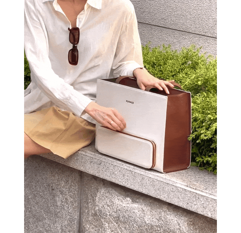 Canvas Shopper Bag — styling photograph 5