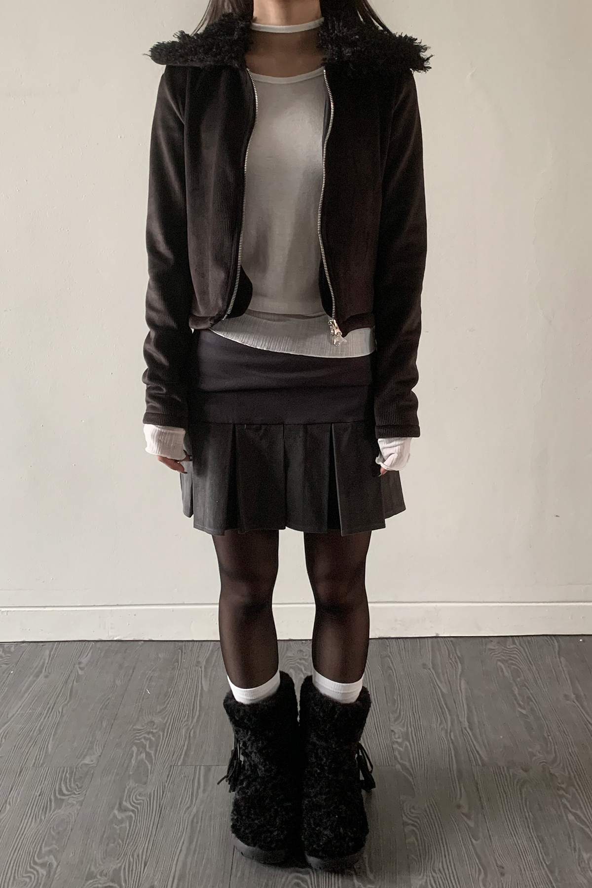 FULL-BANDING PLEATED SKIRT