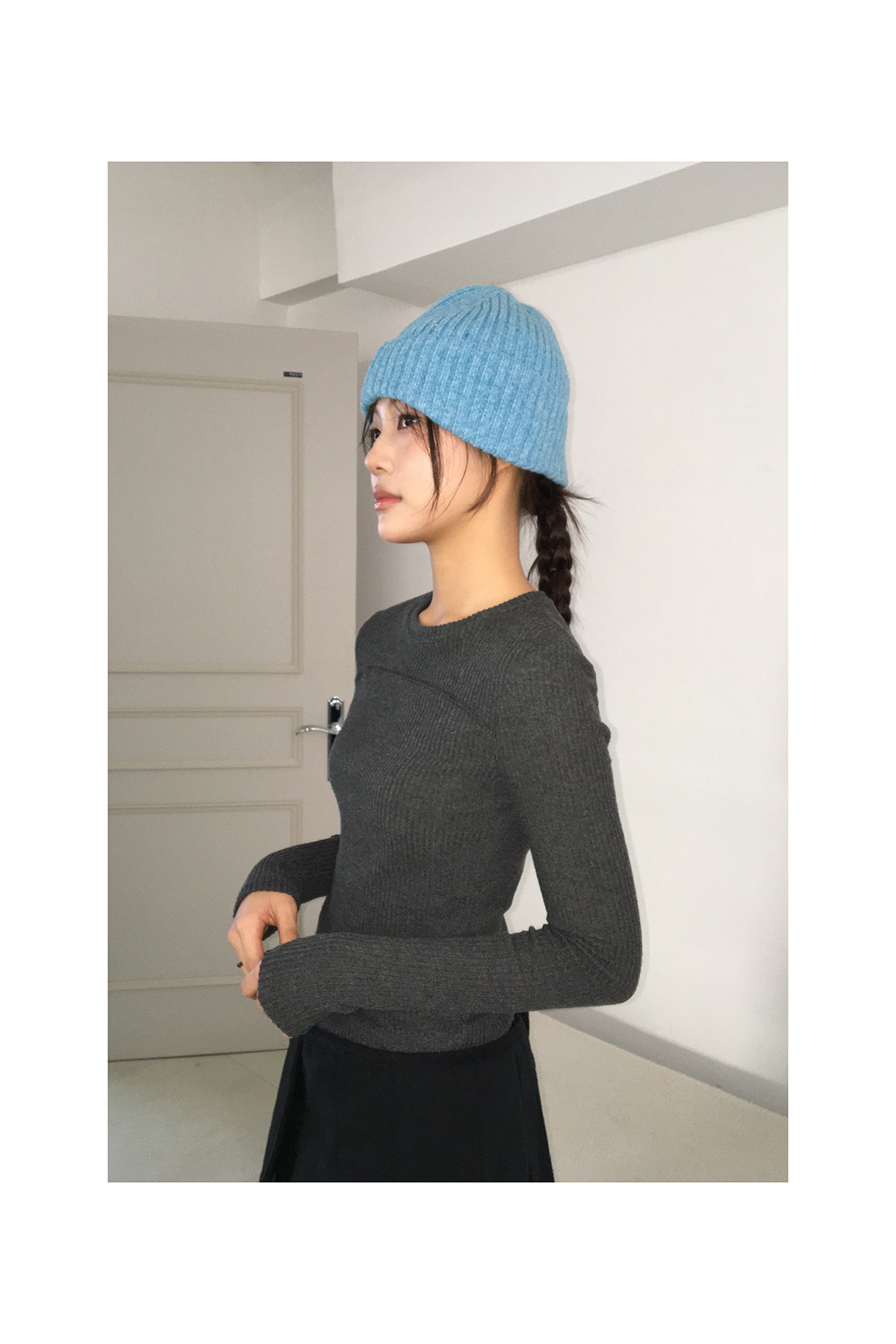 CUTOUT SLIM TEE