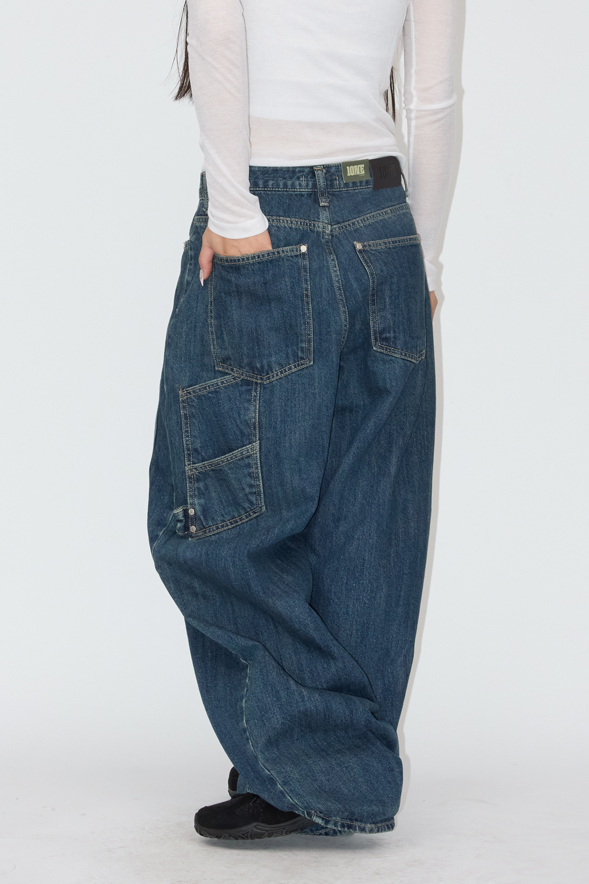 STUD CARPENTER MEGA DENIM
