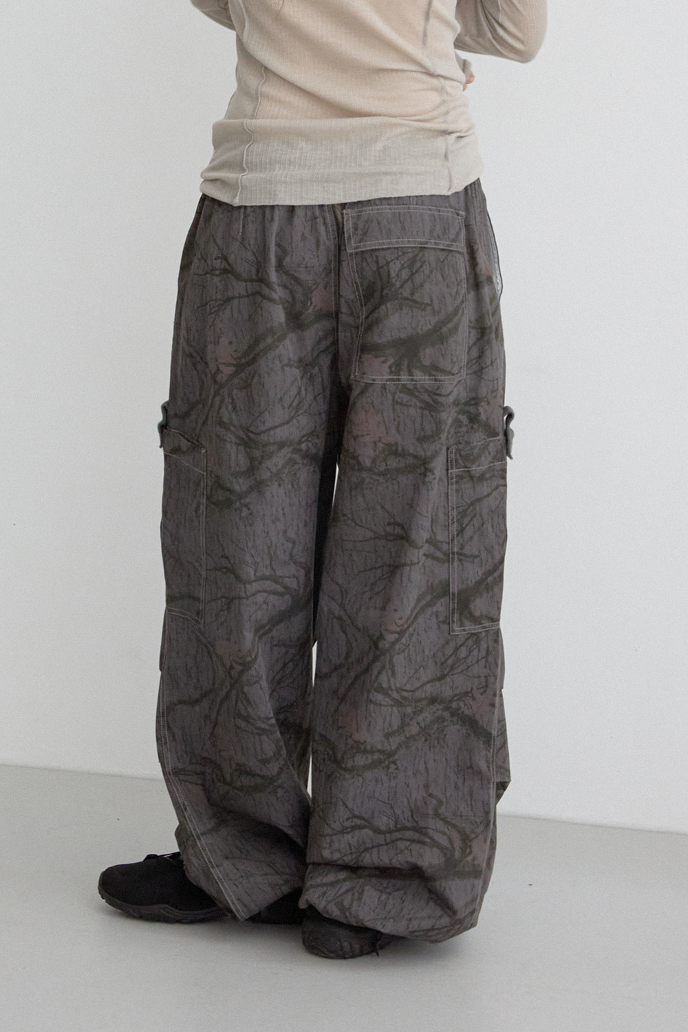 FOREST CAMO WIDE PANTS