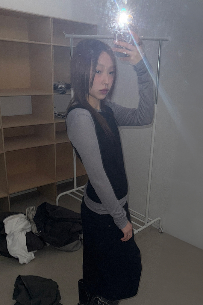 TOY SLEEVELESS TOP
