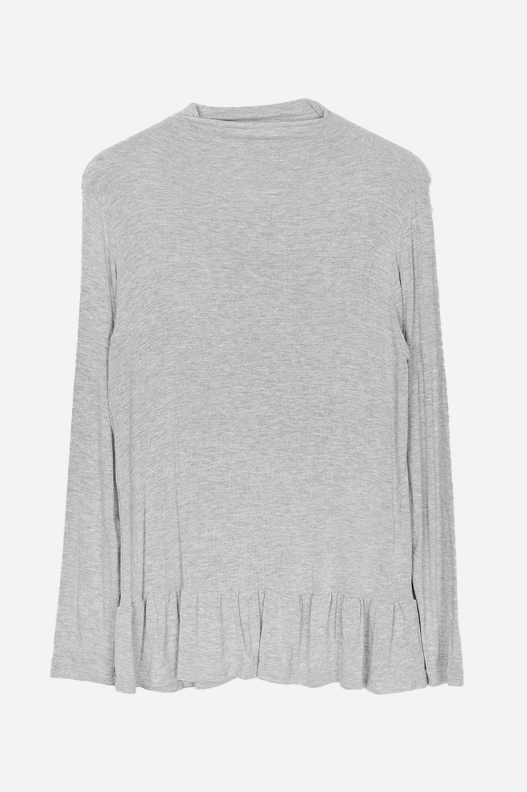 LAYERED FRILL TURTLENECK