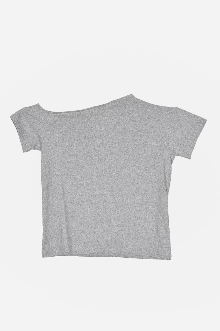 OVERSIZED OFF TEE