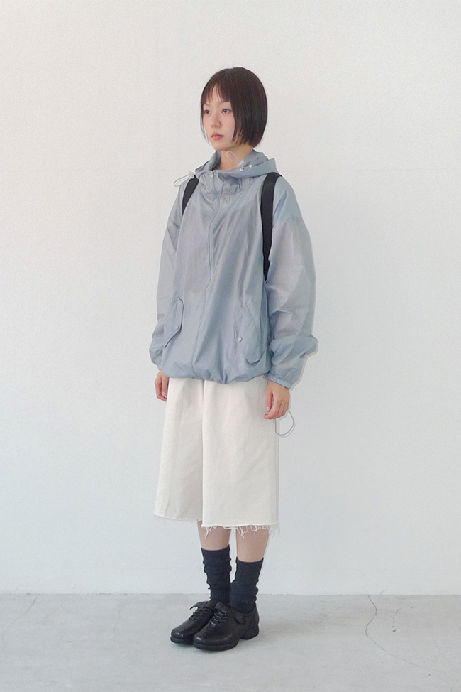 SUMMER HOOD WINDBREAKER