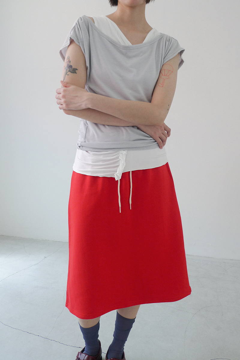 LOOSE DRAPE TEE
