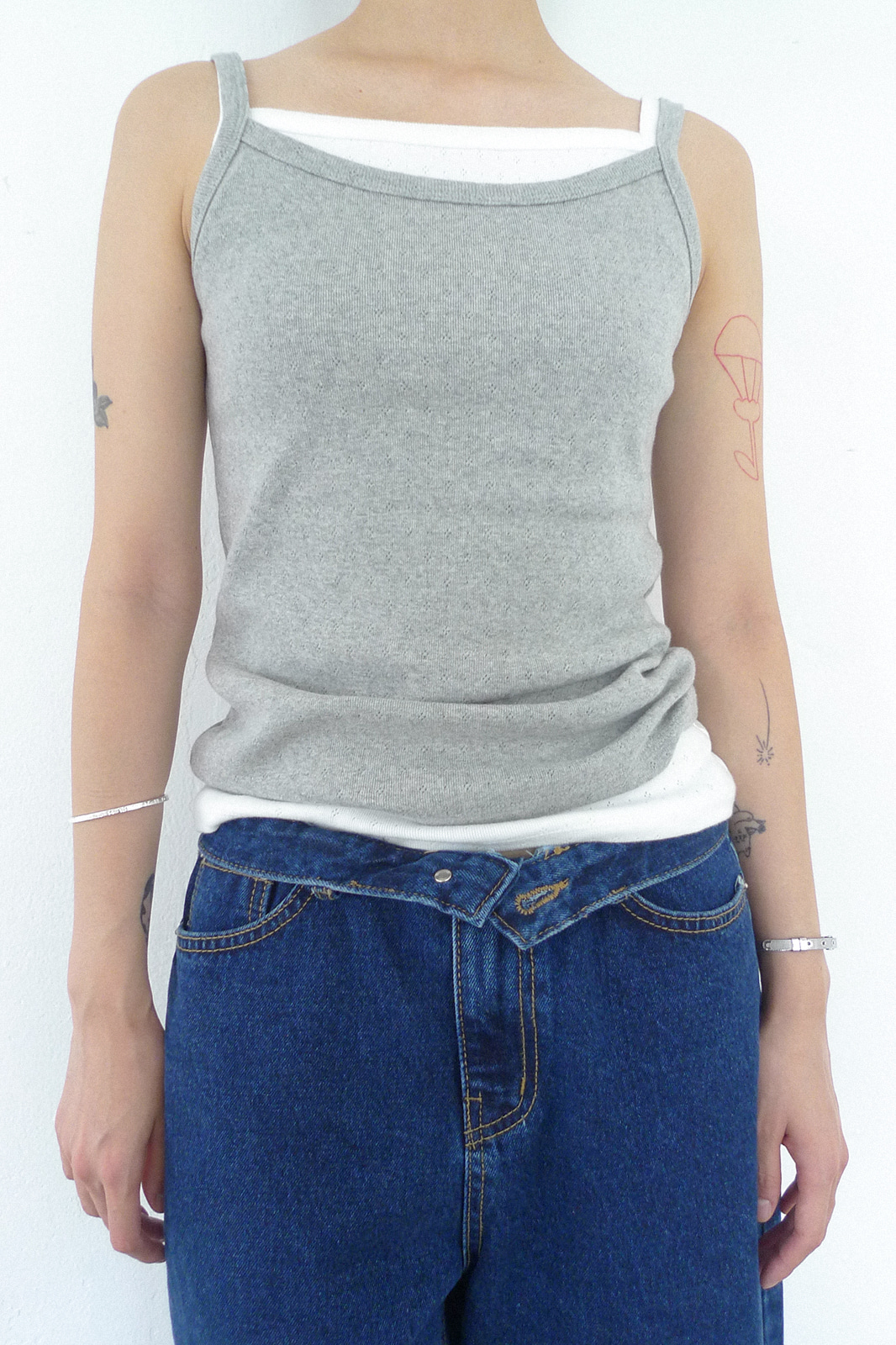 DAILY PUNCHING SLEEVELESS