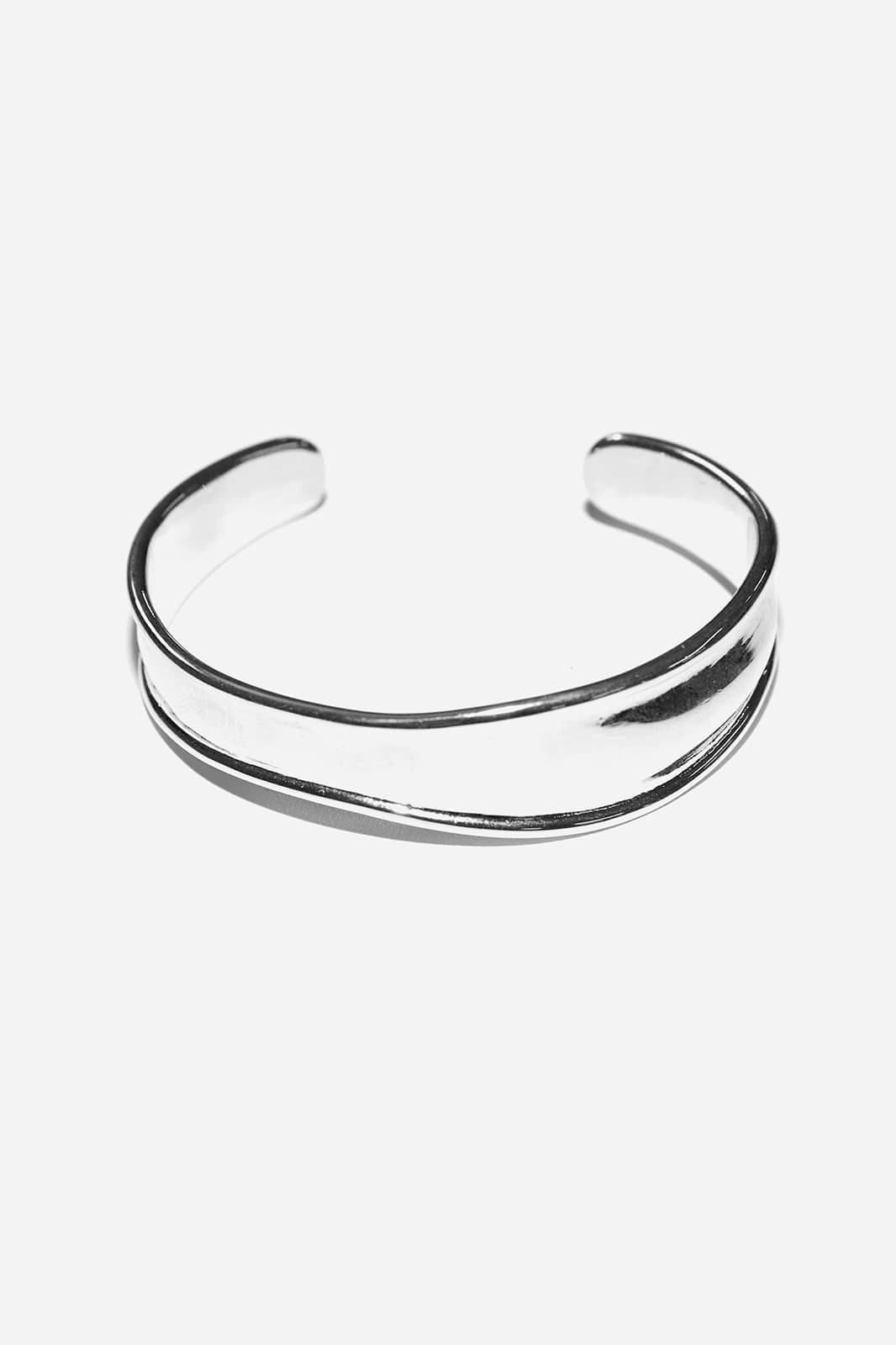 WIRE CURVE BANGLE