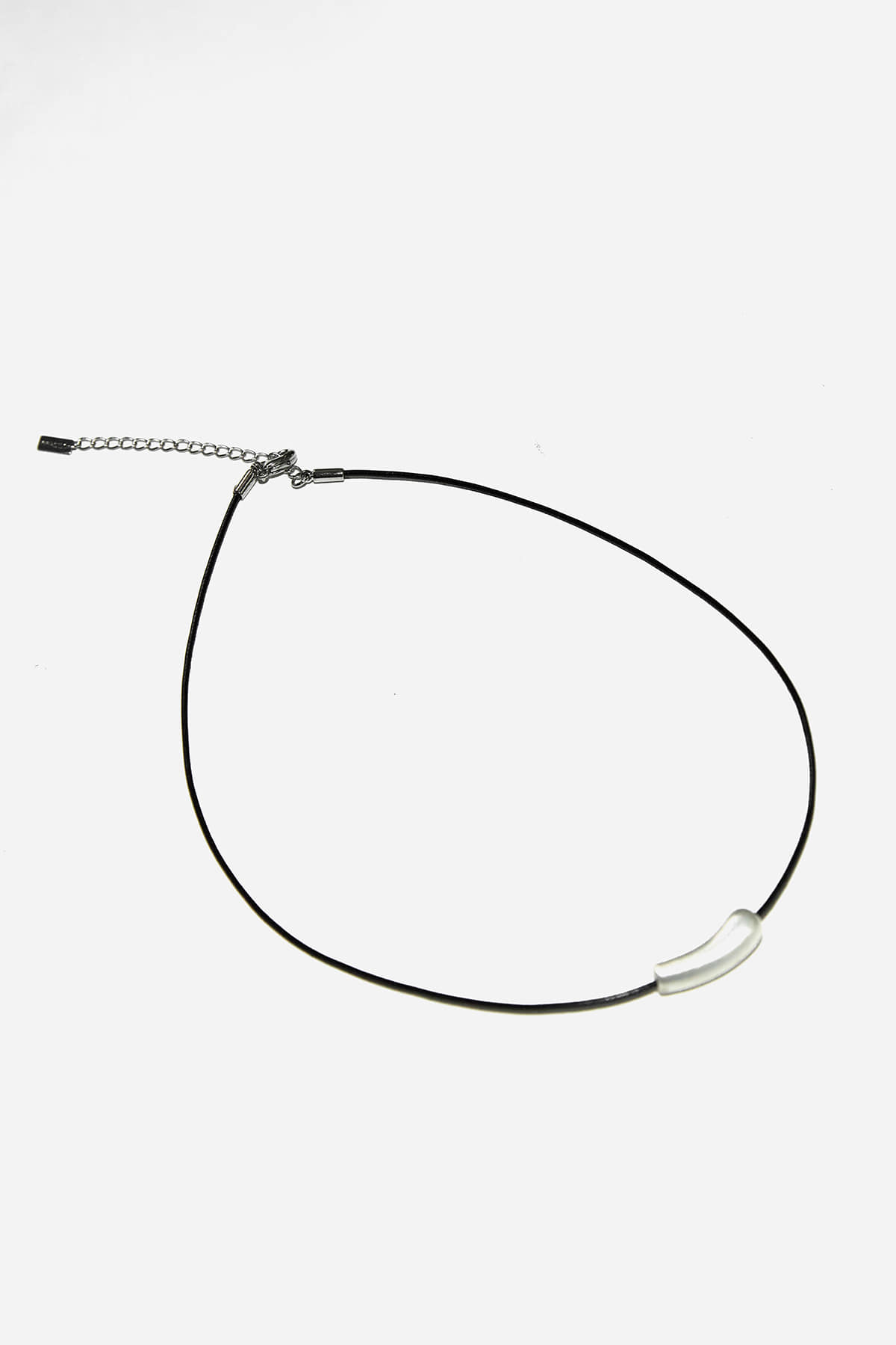 MONO ARCH NECKLACE