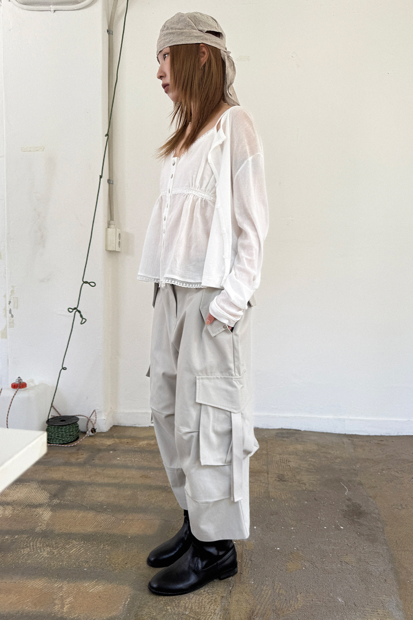 (50%)PINTUCK CARGO CAPRI PANTS
