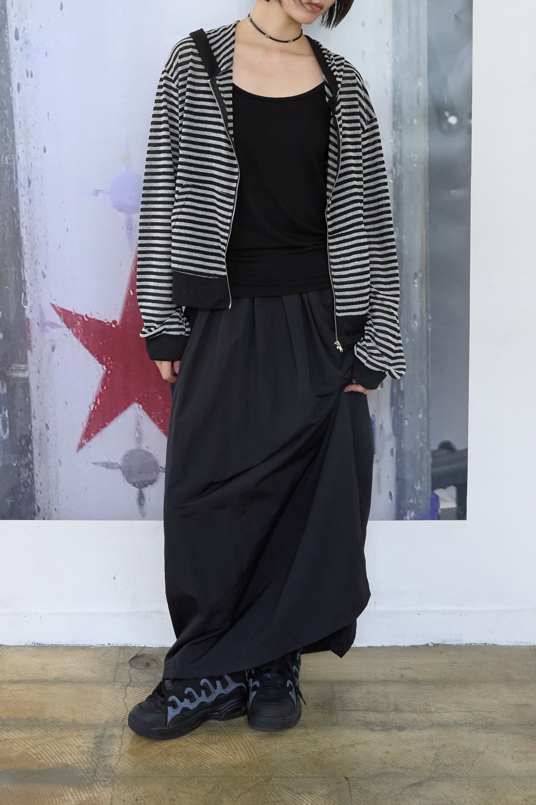 PINTUCK NYLON LONG SKIRT