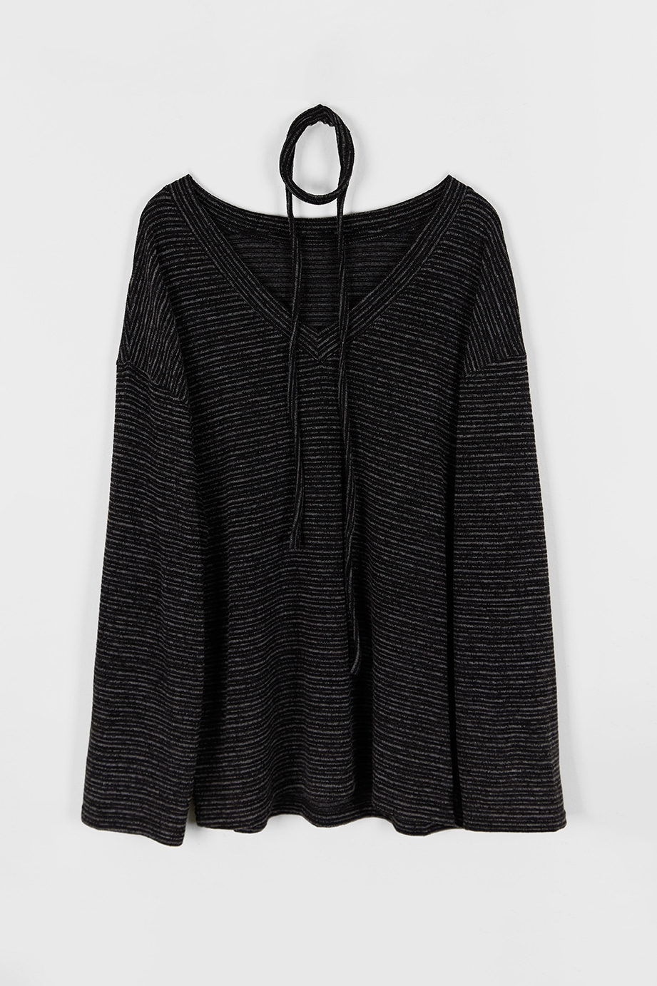 DEEP V STRIPE KNIT