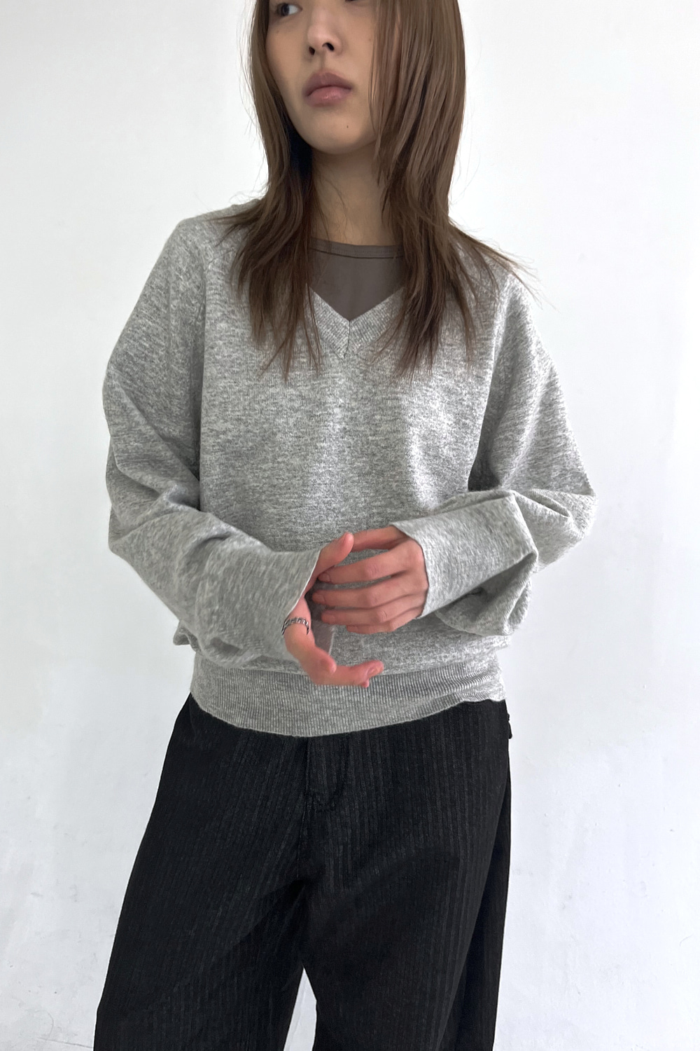 RAGLAN V WOOL KNIT