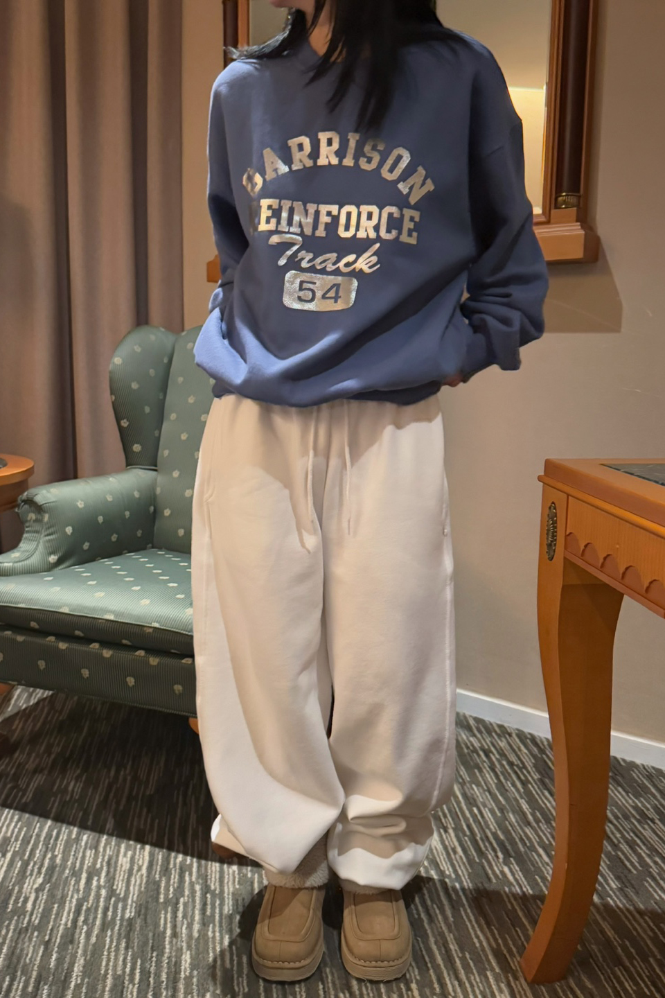 54 LOOSE SWEATSHIRT