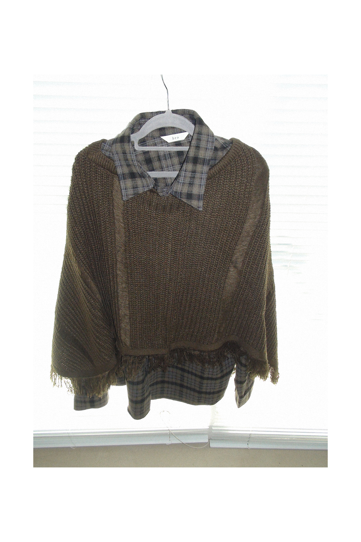 VINTAGE TASSEL CAPE