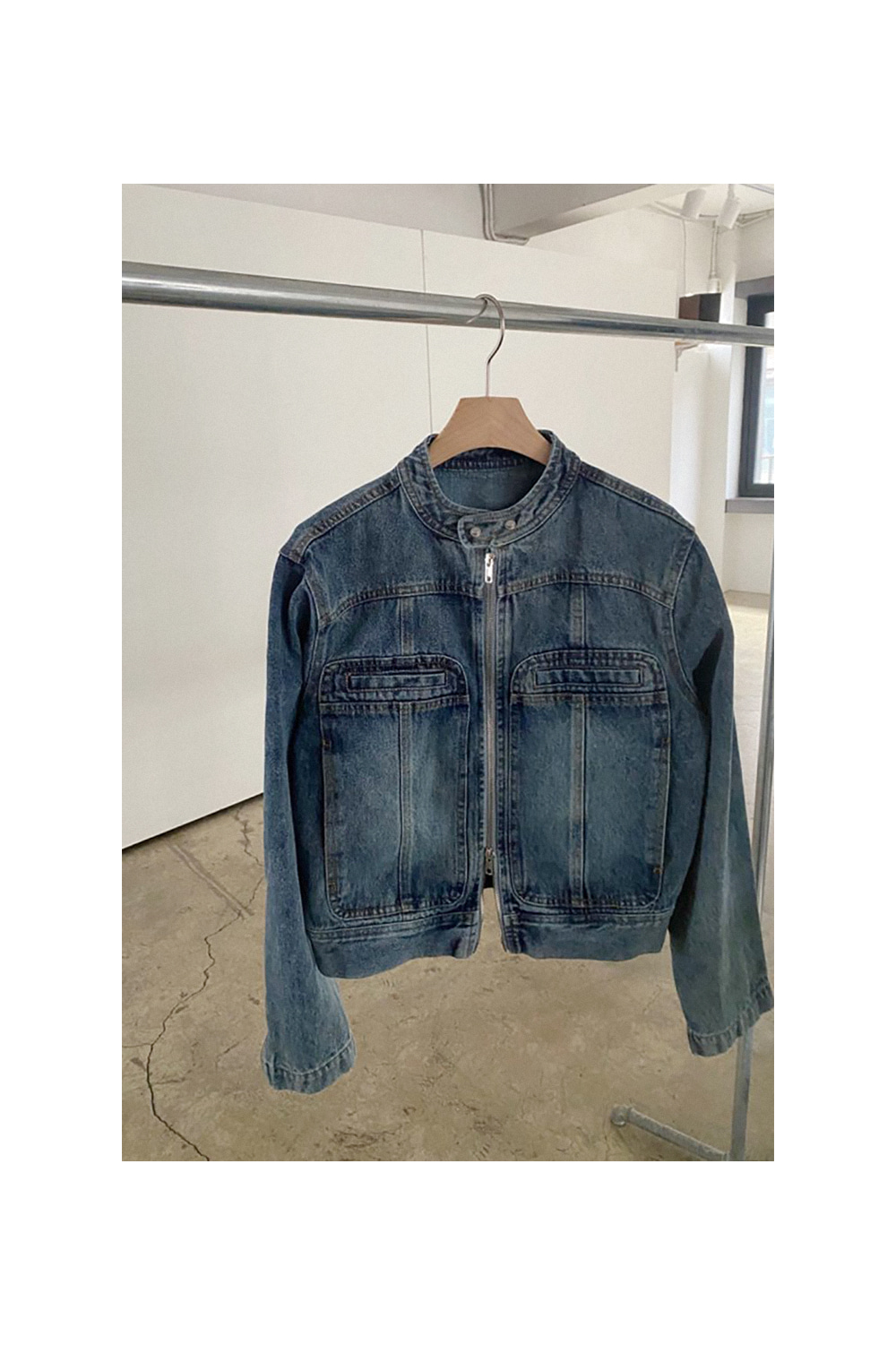 RIDER DENIM CROPPED JACKET