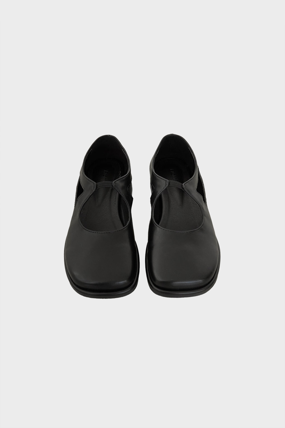 HOLE FLAT LOAFERS