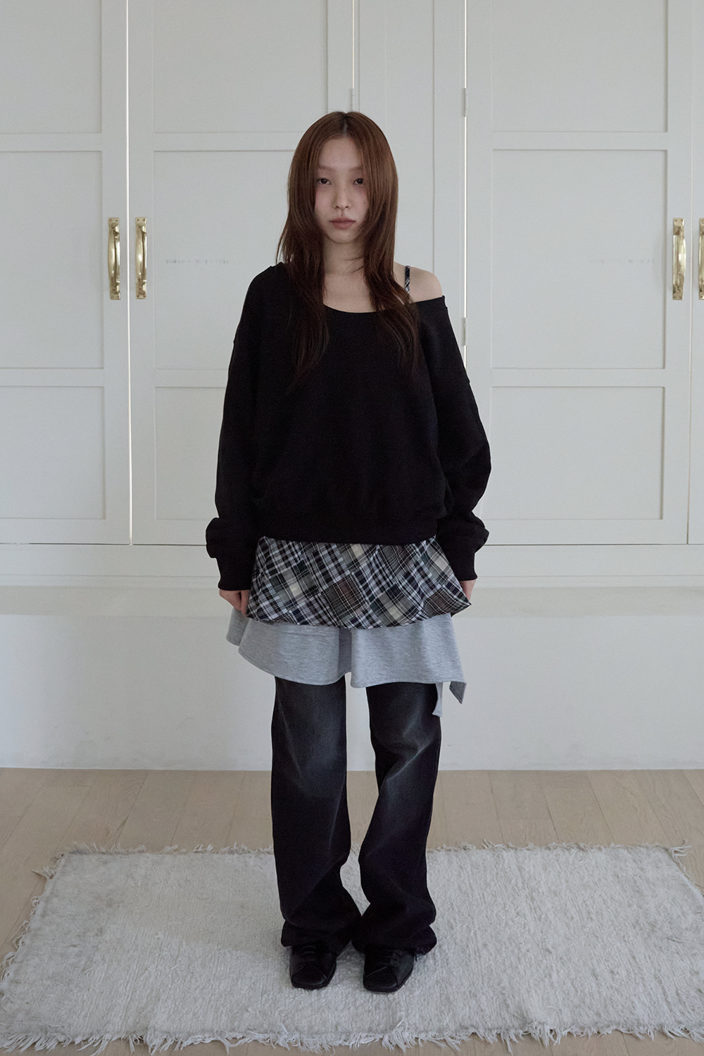 BLACK DENIM BOOTCUT PANTS