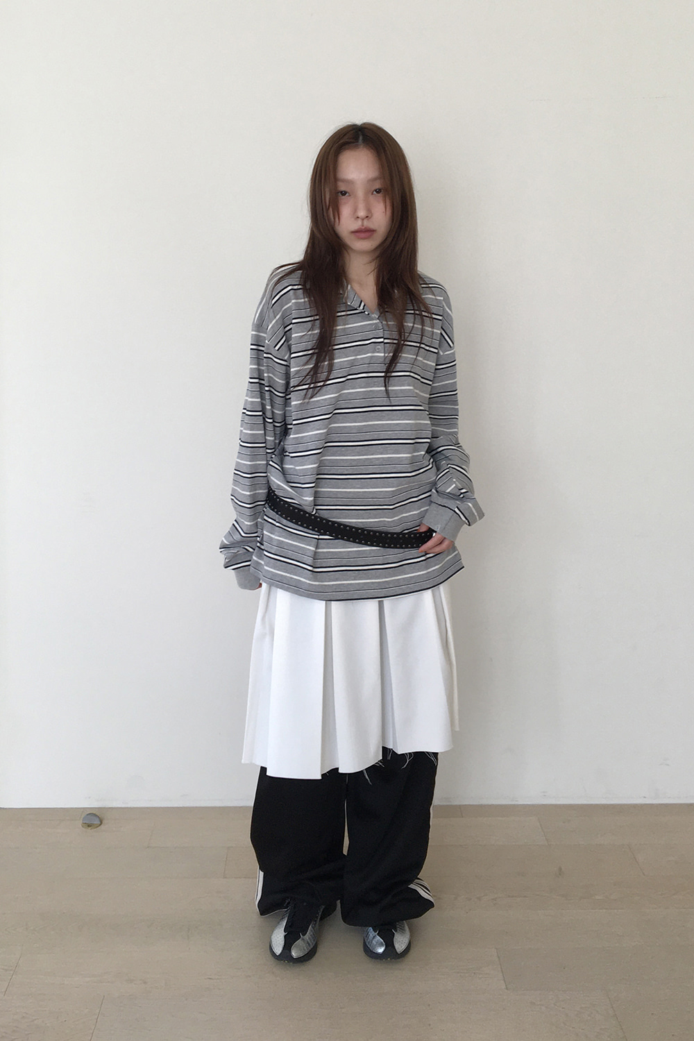 BUTTON PLEATED SKIRT 상세 이미지 14