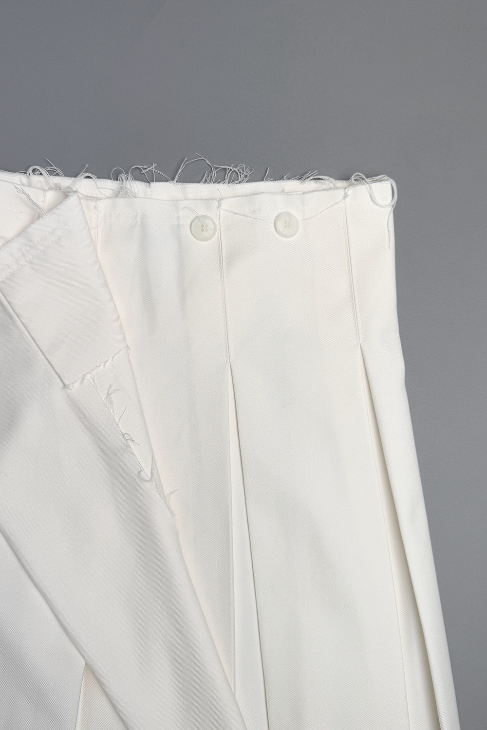 BUTTON PLEATED SKIRT 상세 이미지 21