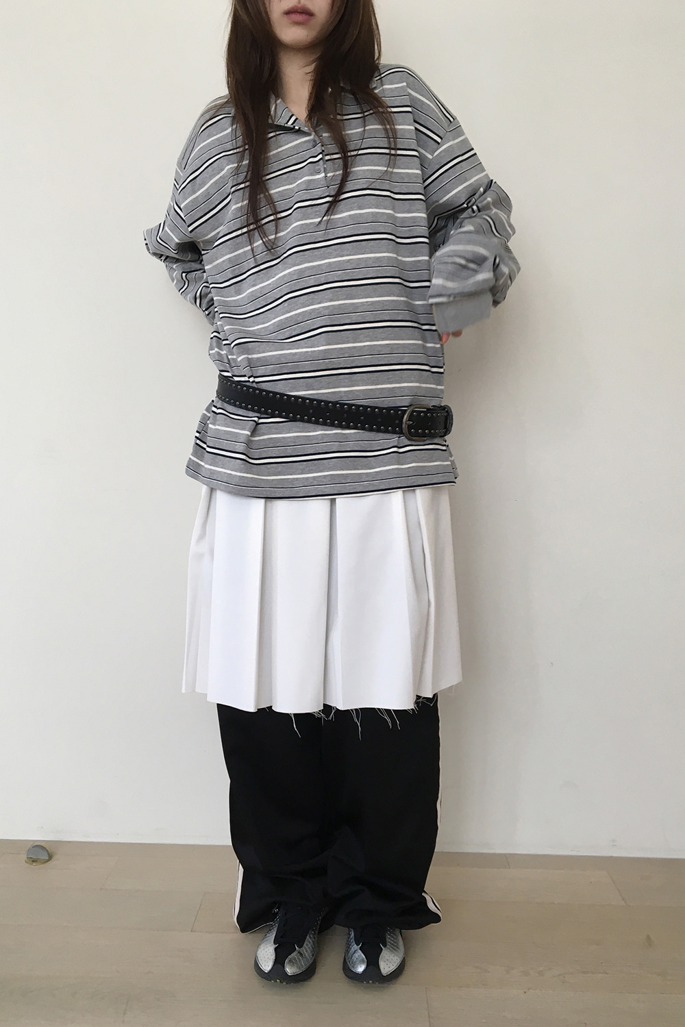 BUTTON PLEATED SKIRT 상세 이미지 11