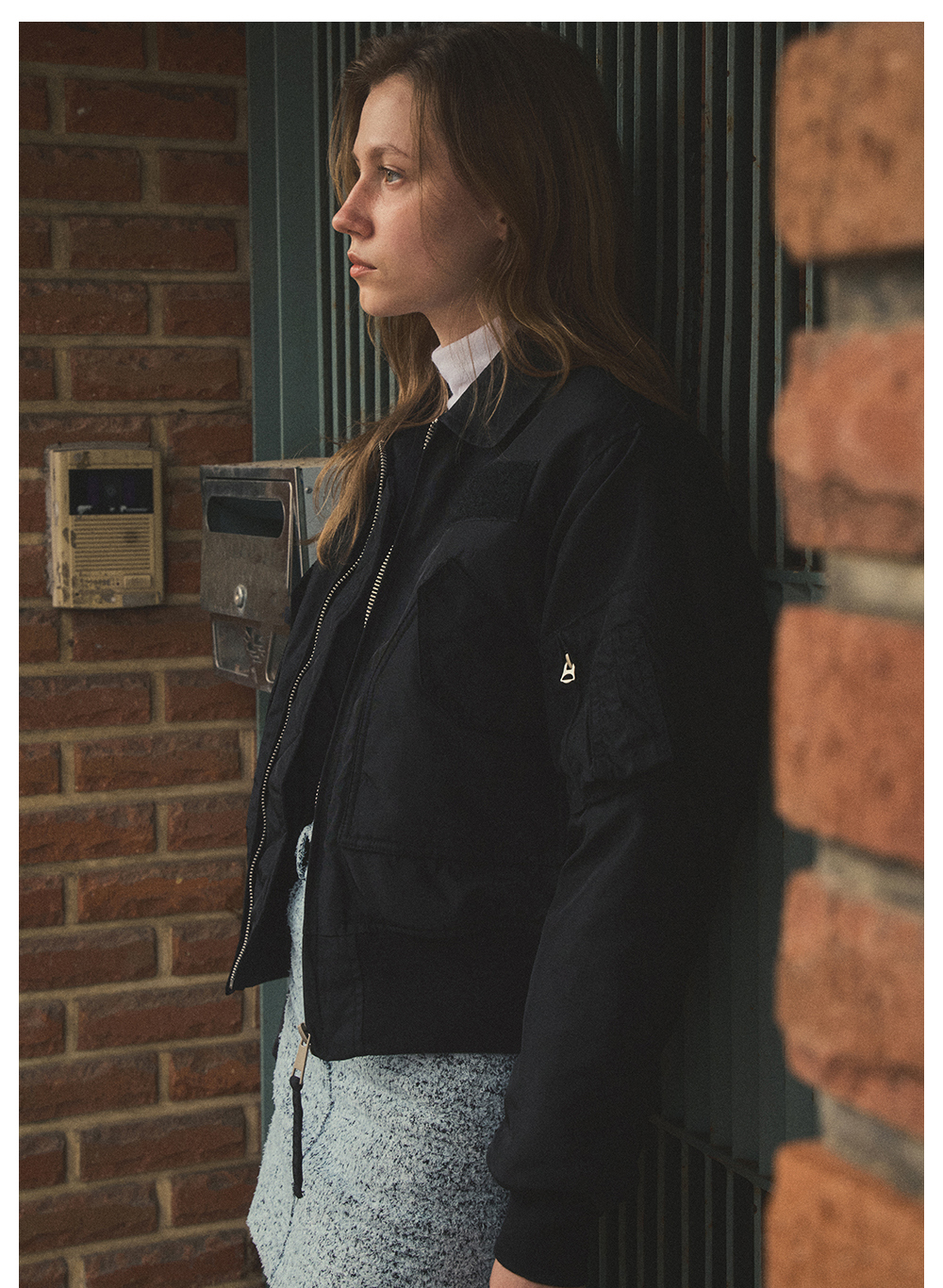 재킷 모델 착용 이미지-S1L9