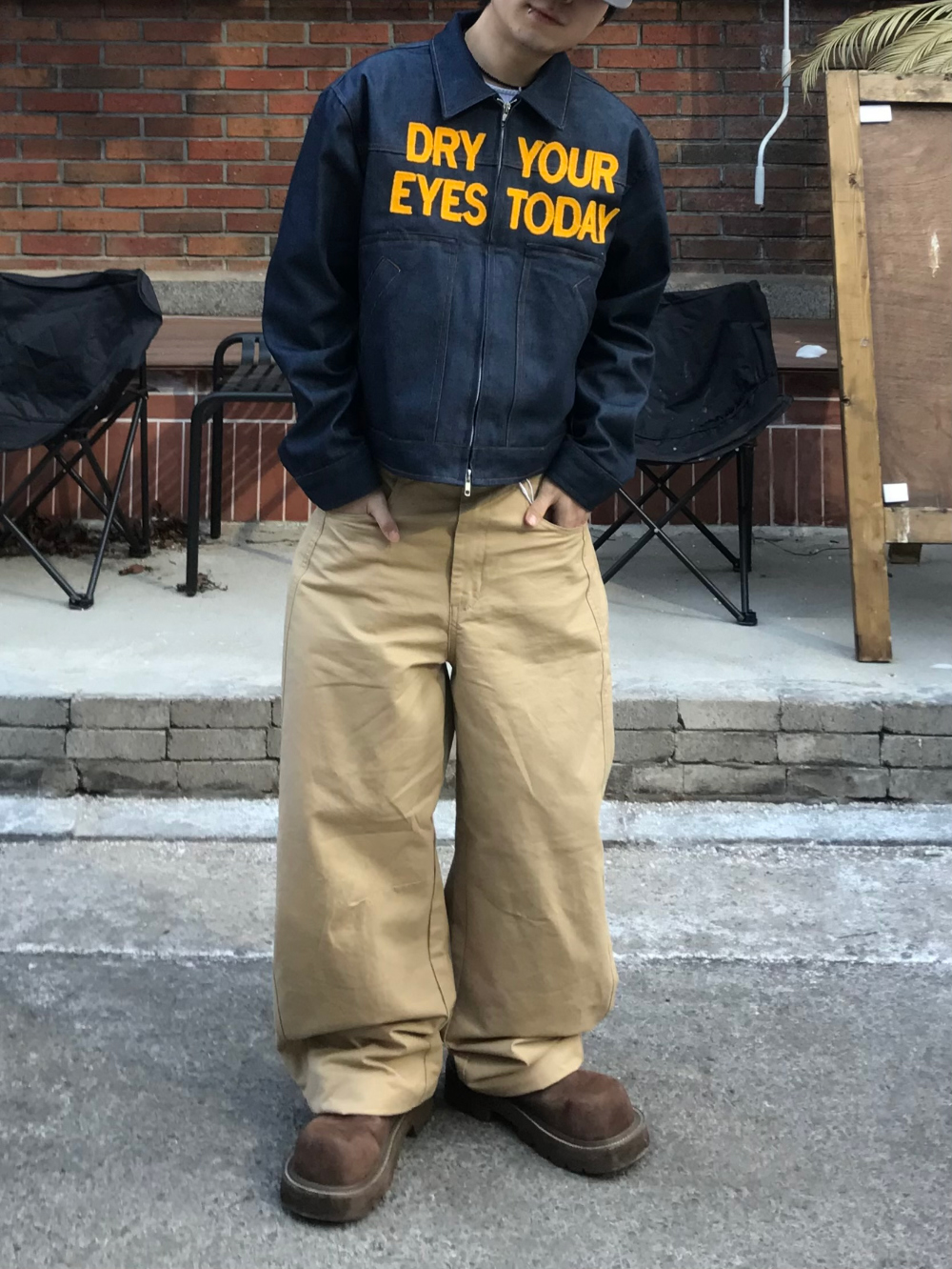 재킷 모델 착용 이미지-S1L16