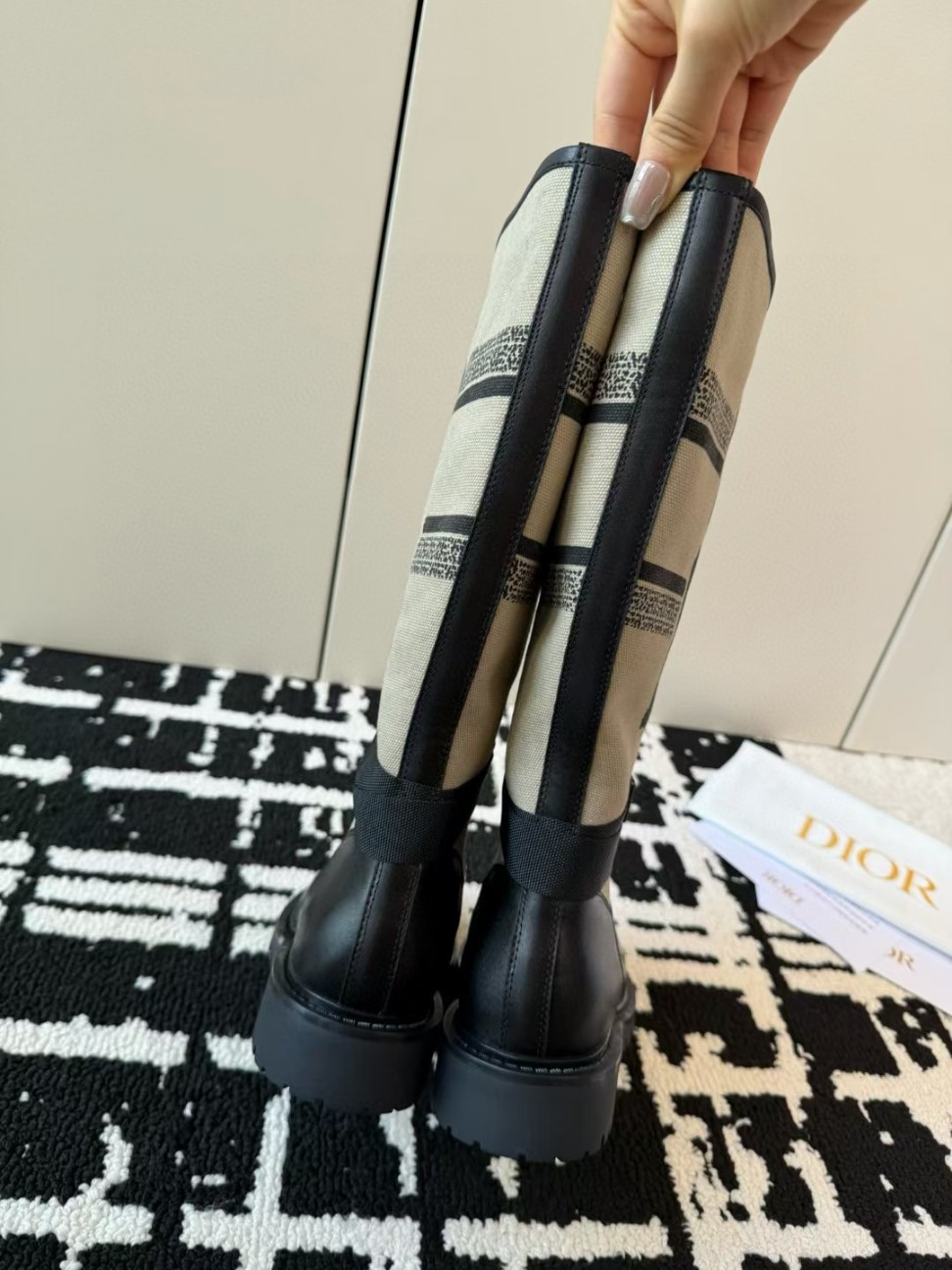 KakaoTalk_20241015_111357198_08.jpg