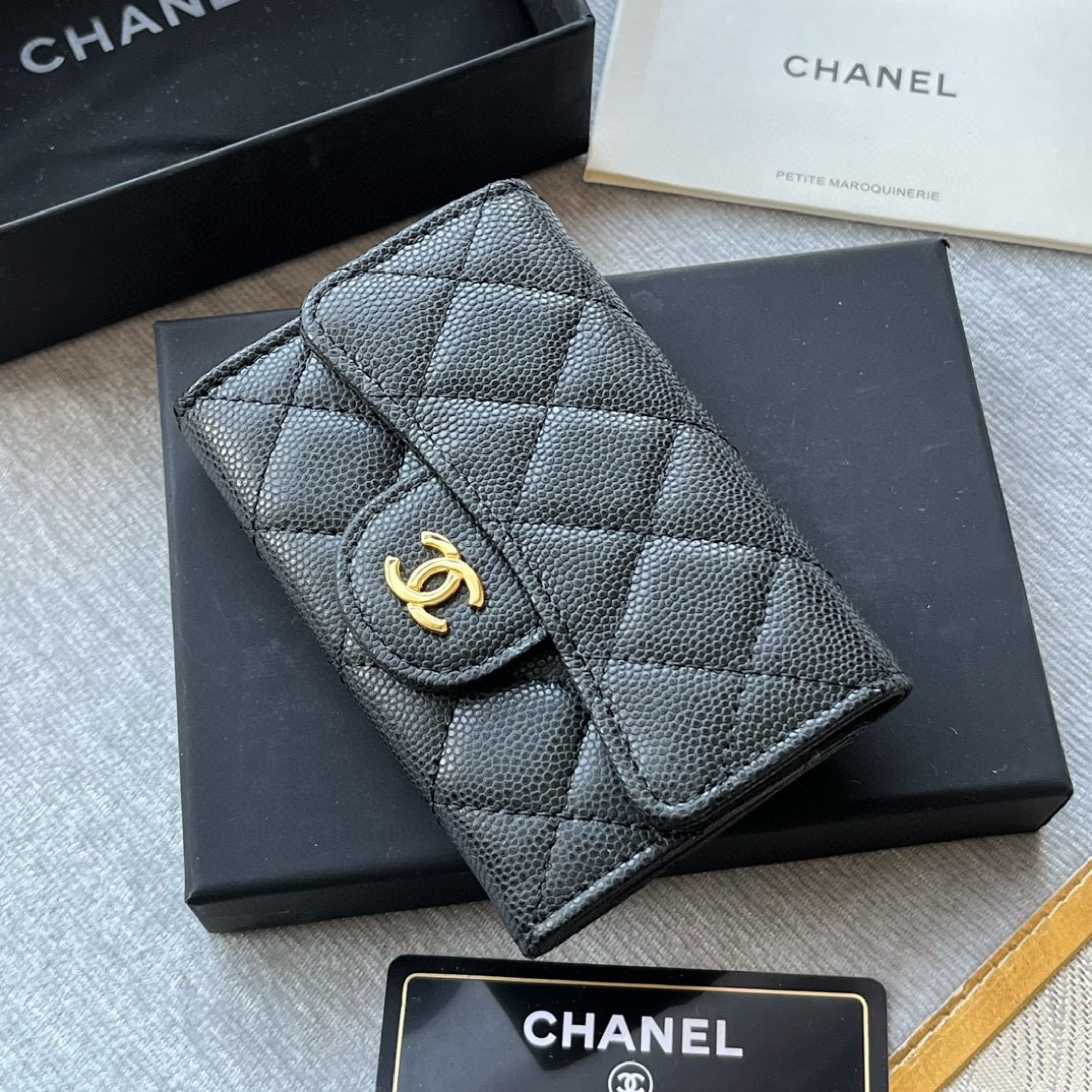 copy-1729247091-closet7202nd_EC82ACECA784_20240312_13.jpg