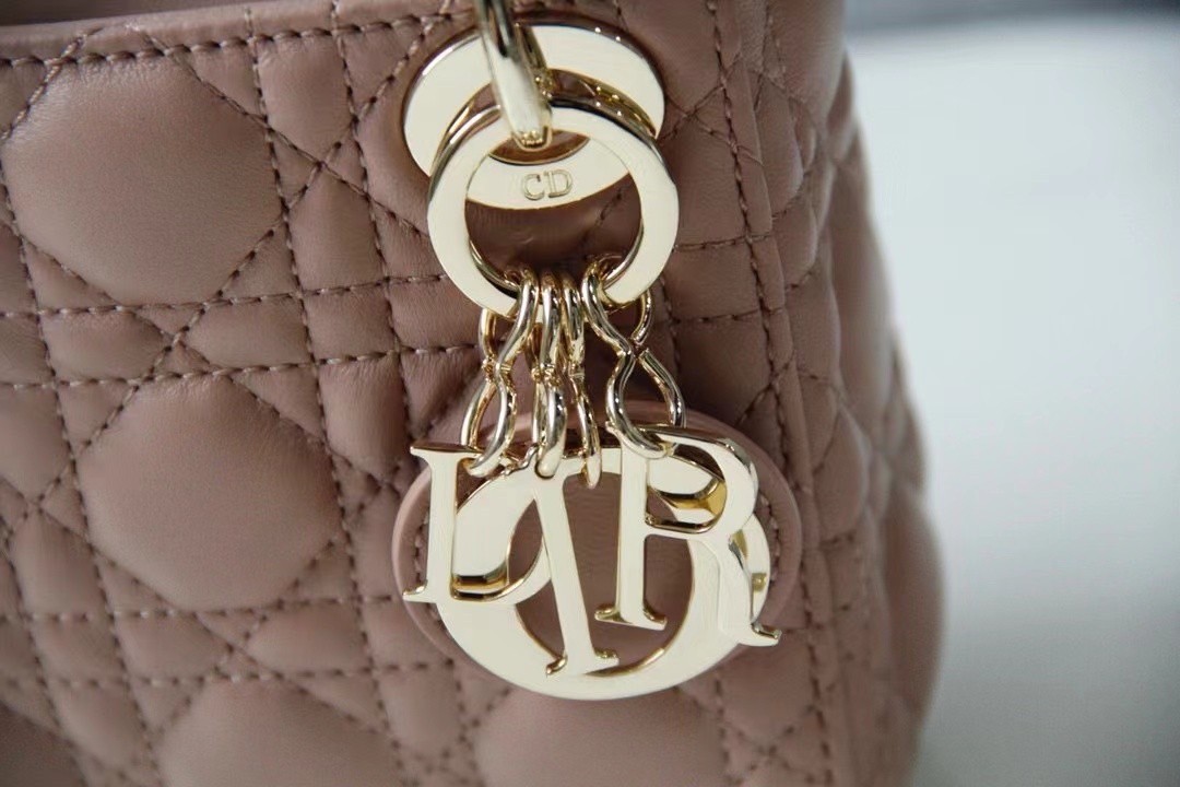 copy-1729738835-closet7202nd_EC82ACECA784_20240312_14.jpg
