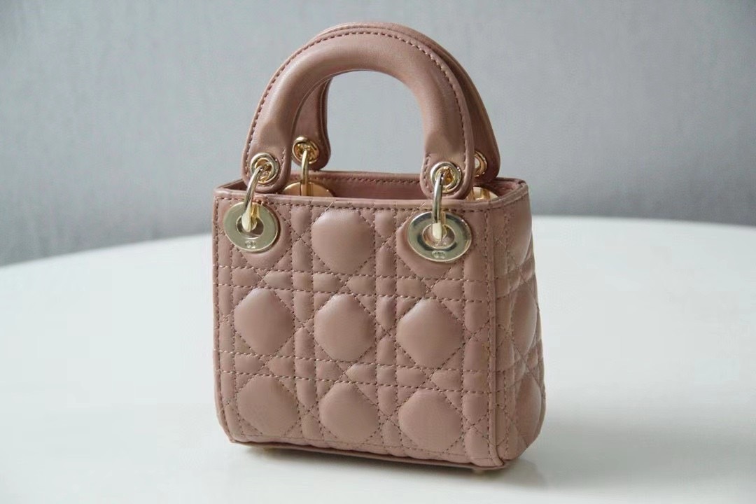 copy-1729738836-closet7202nd_EC82ACECA784_20240312_13.jpg