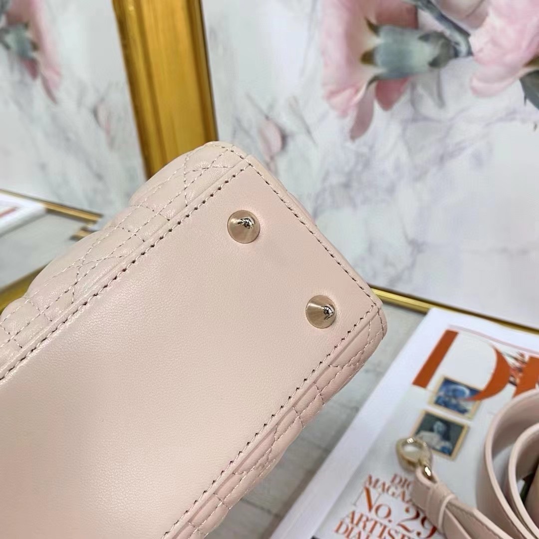 copy-1729739124-closet7202nd_EC82ACECA784_20240312_8.jpg